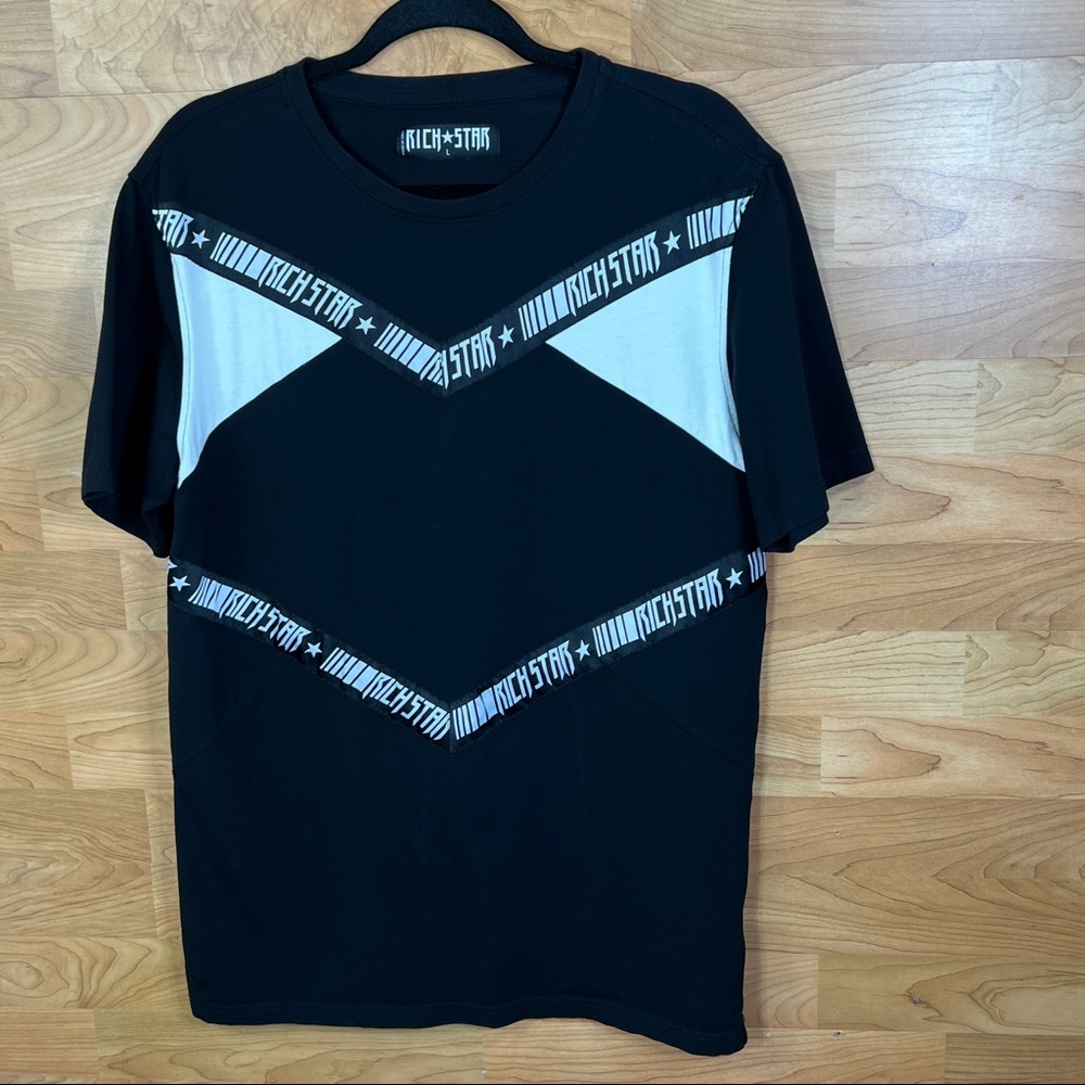 Rich Star Large Crewneck Shirt Sleeve Tee With Black & White Color-block Top